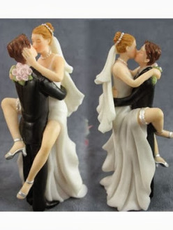 Funny-Wedding-Cake-Toppers-Photo-1.jpg